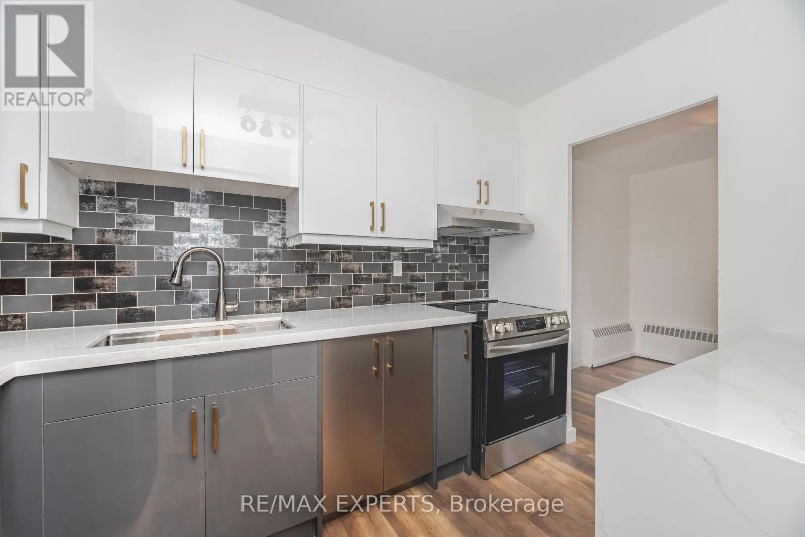 306 - 10 PARKWAY FOREST DRIVE