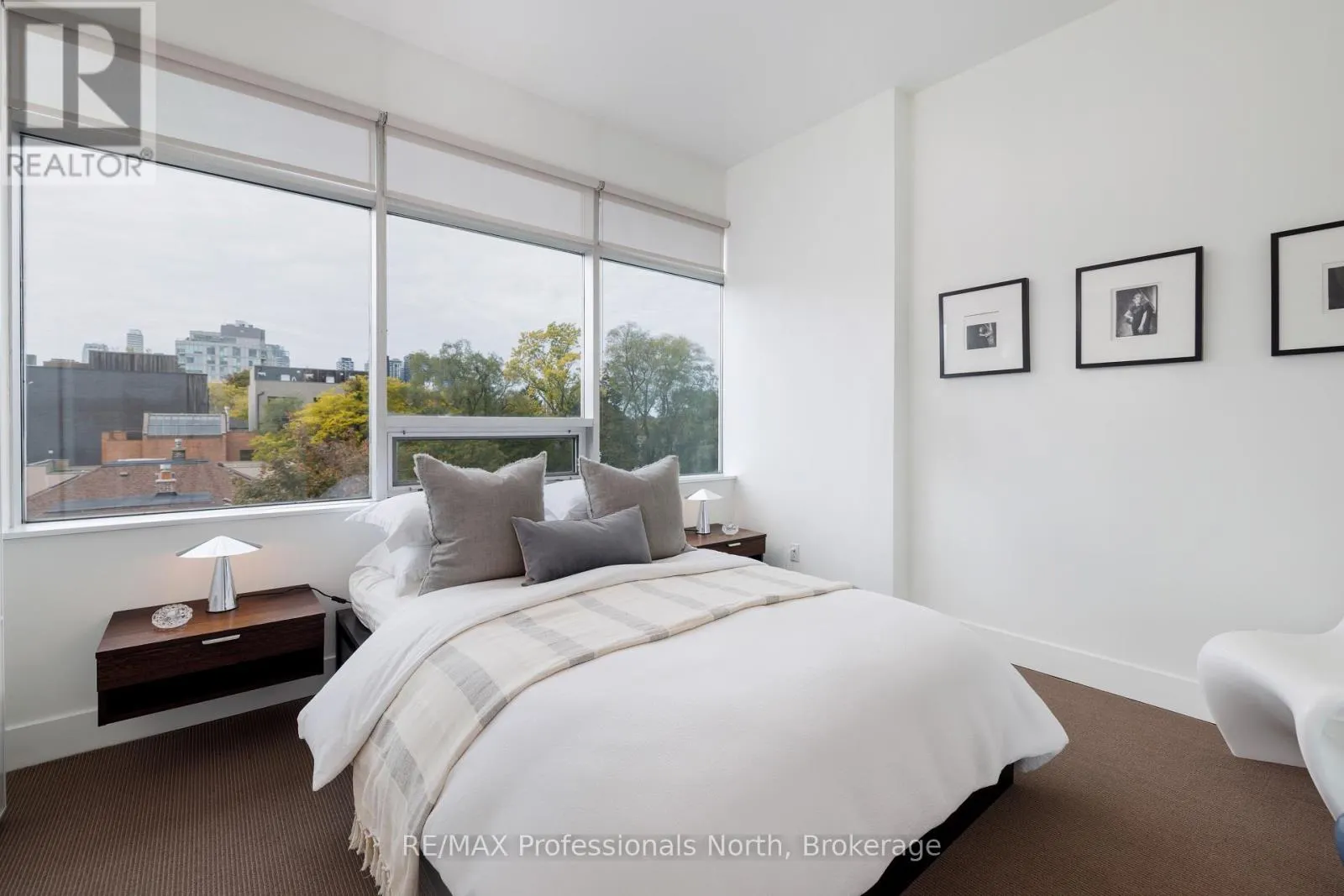 404 - 562 EGLINTON AVENUE E, #404