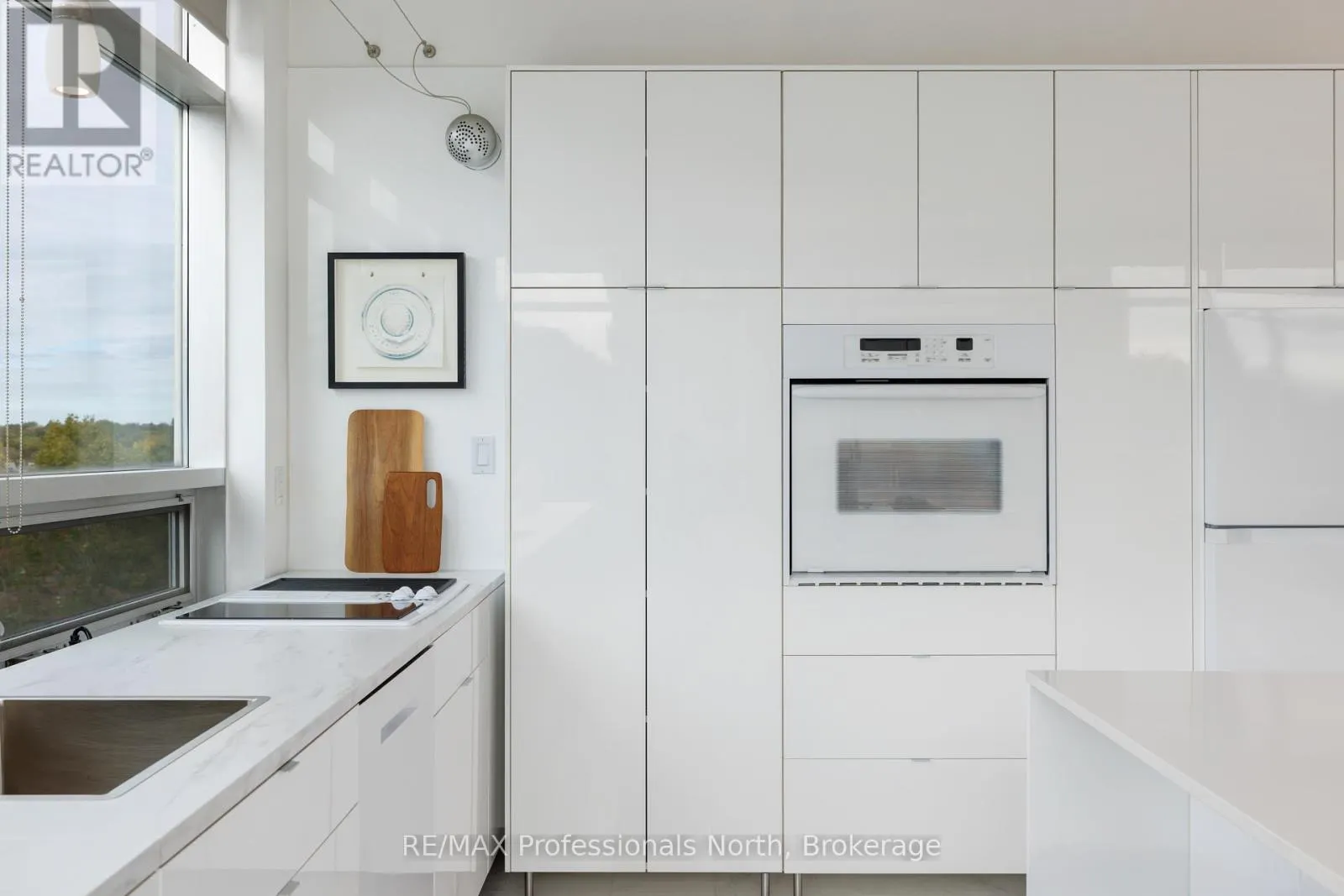 404 - 562 EGLINTON AVENUE E, #404