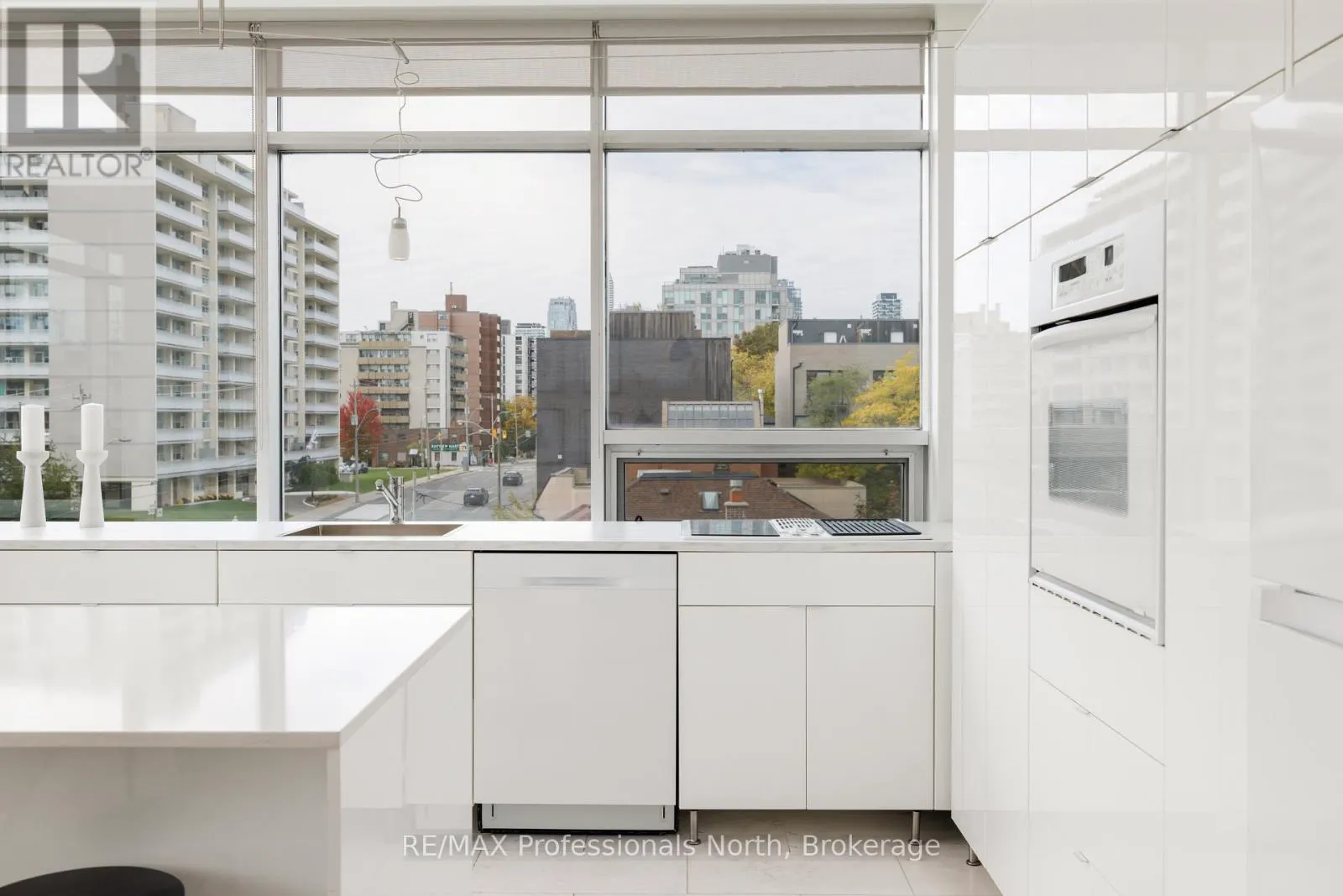 404 - 562 EGLINTON AVENUE E, #404