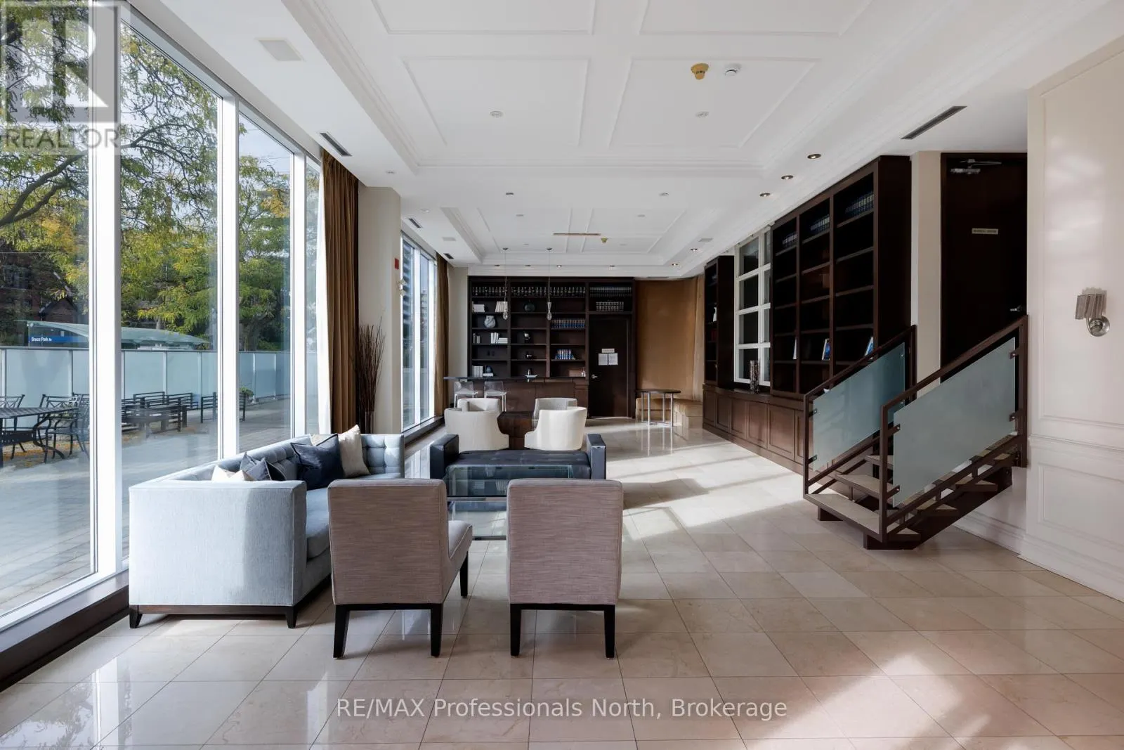 404 - 562 EGLINTON AVENUE E, #404