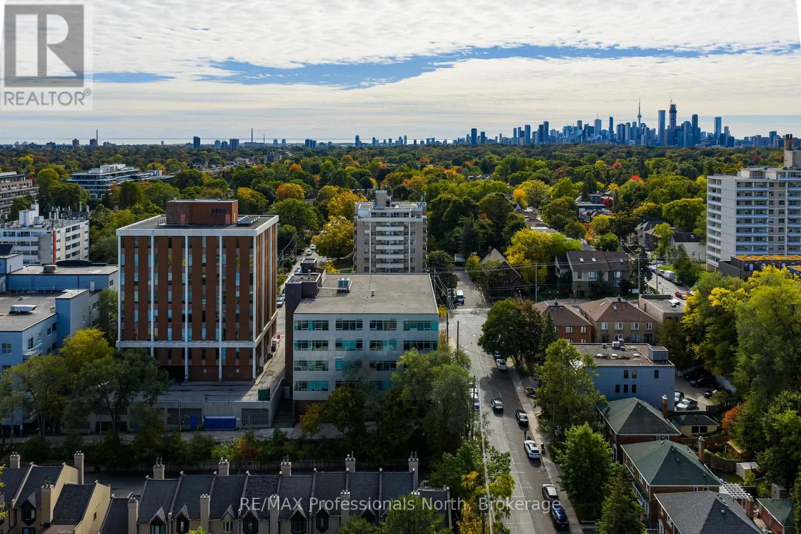 404 - 562 EGLINTON AVENUE E, #404