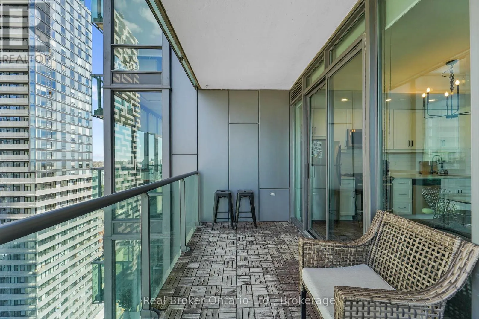 2902 - 33 LOMBARD STREET, #2902