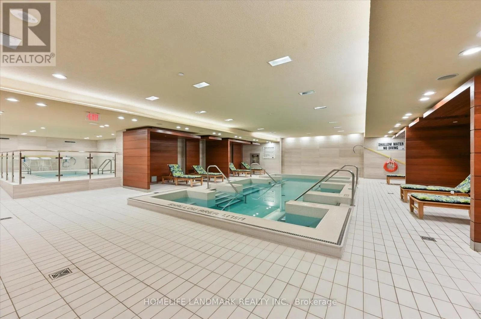102 - 29 QUEENS QUAY E
