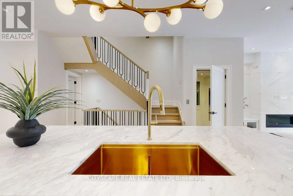 81A ORIOLE ROAD