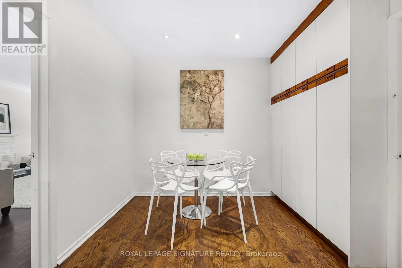 24 EALING DRIVE