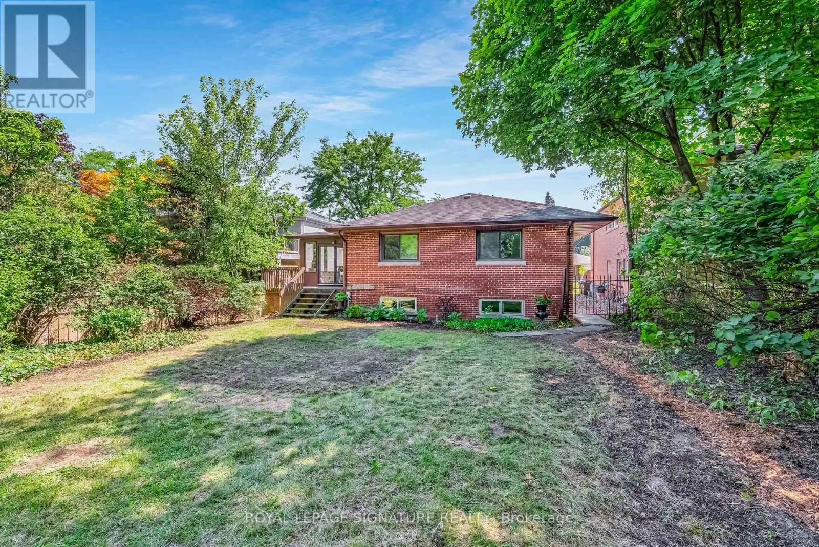 24 EALING DRIVE