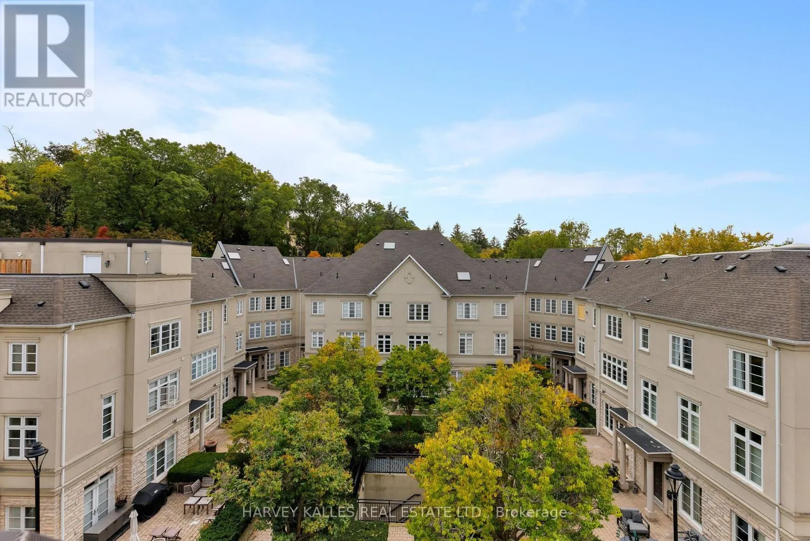 304 - 51 YORK MILLS ROAD