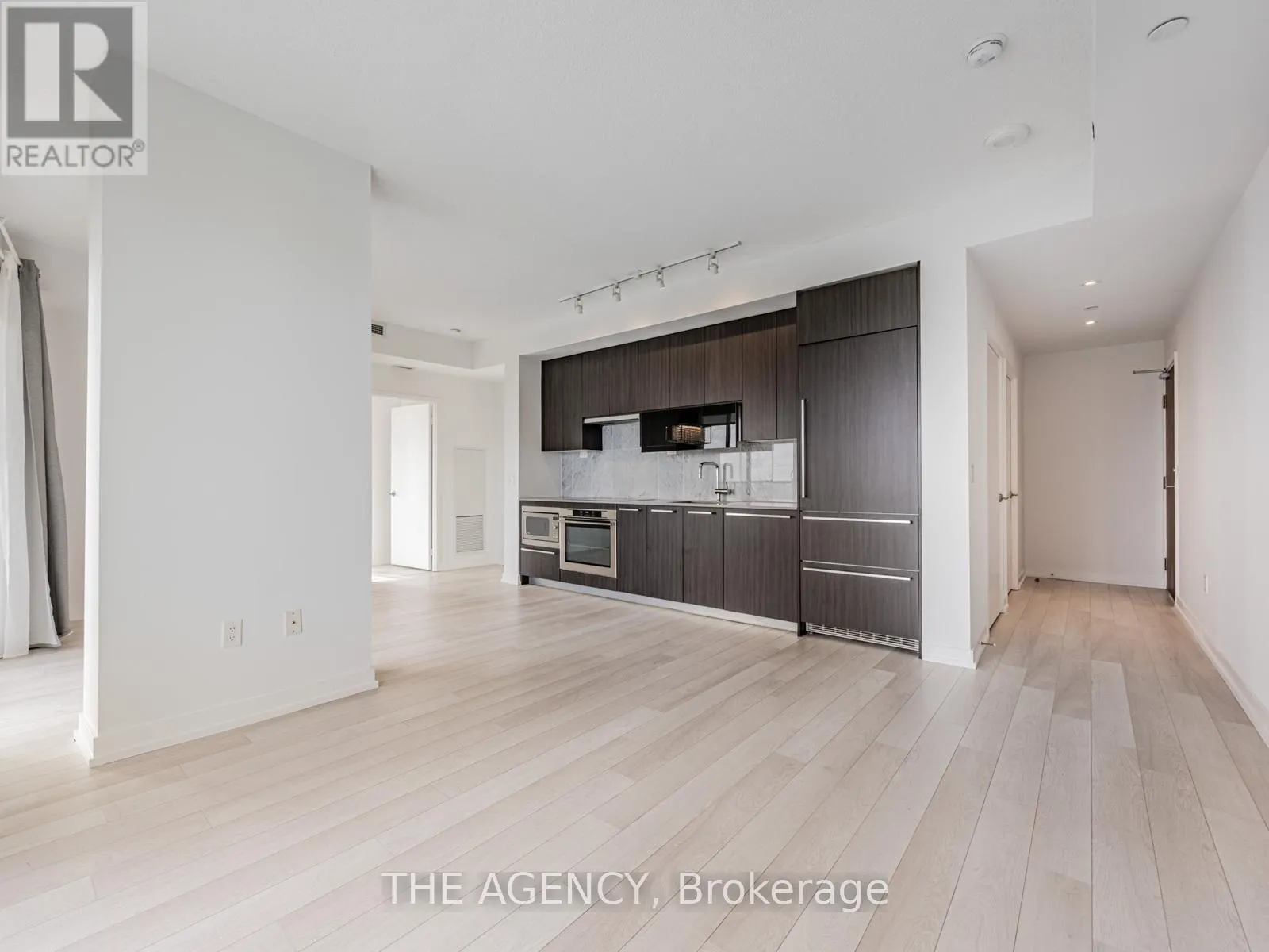 3702 - 117 MCMAHON DRIVE