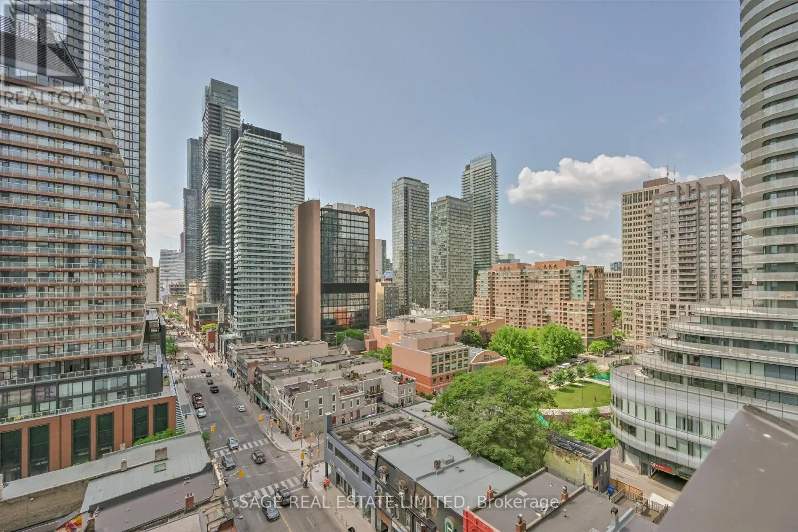 413 - 555 YONGE STREET