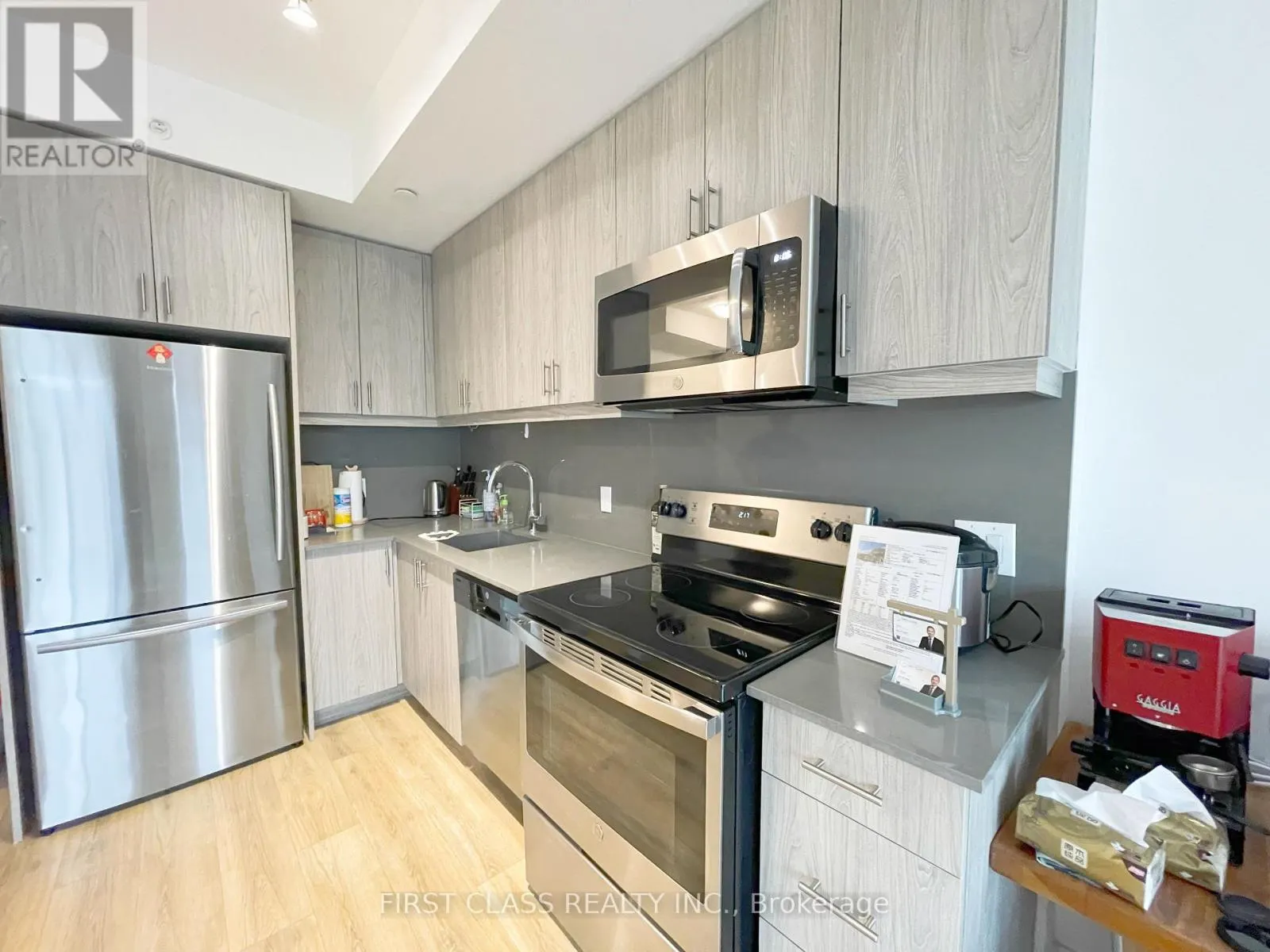 24 - 57 FINCH AVENUE W