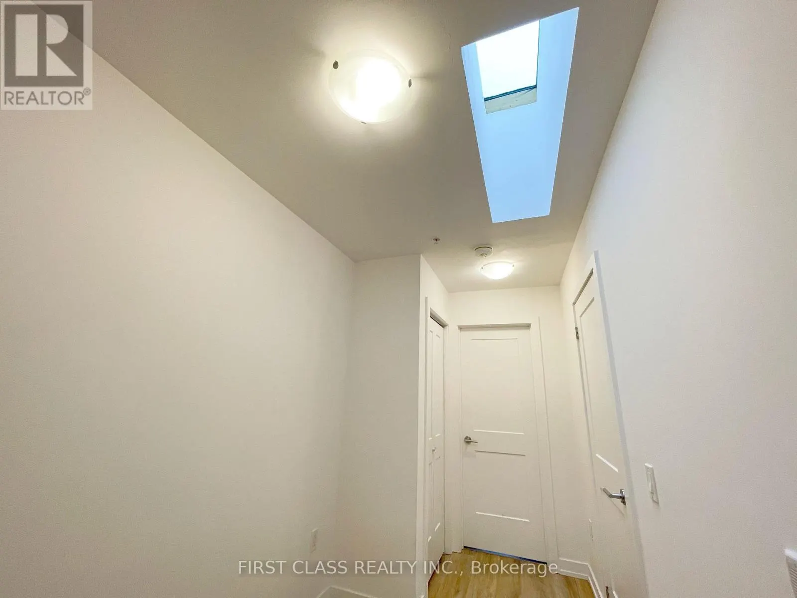 24 - 57 FINCH AVENUE W