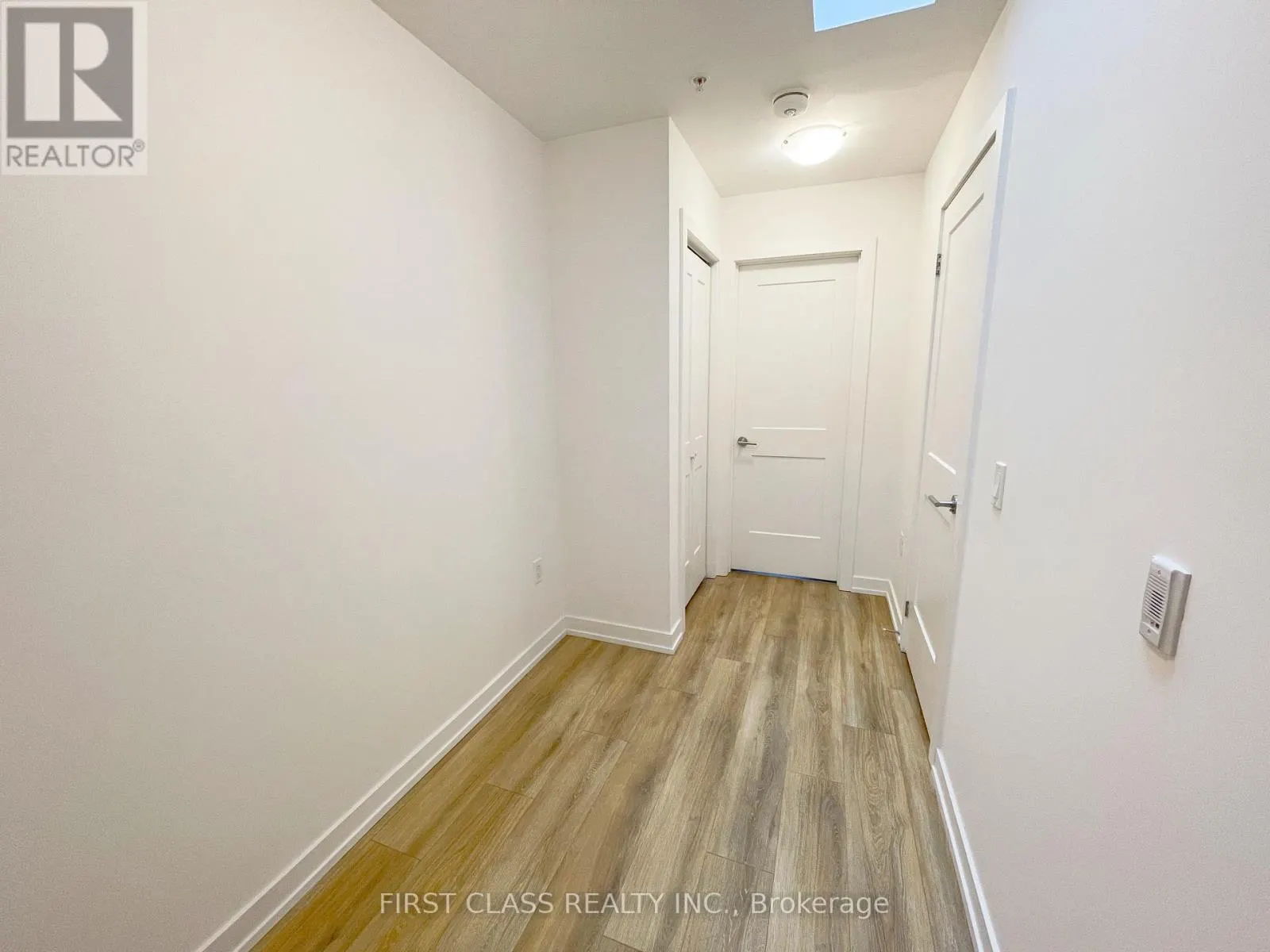 24 - 57 FINCH AVENUE W