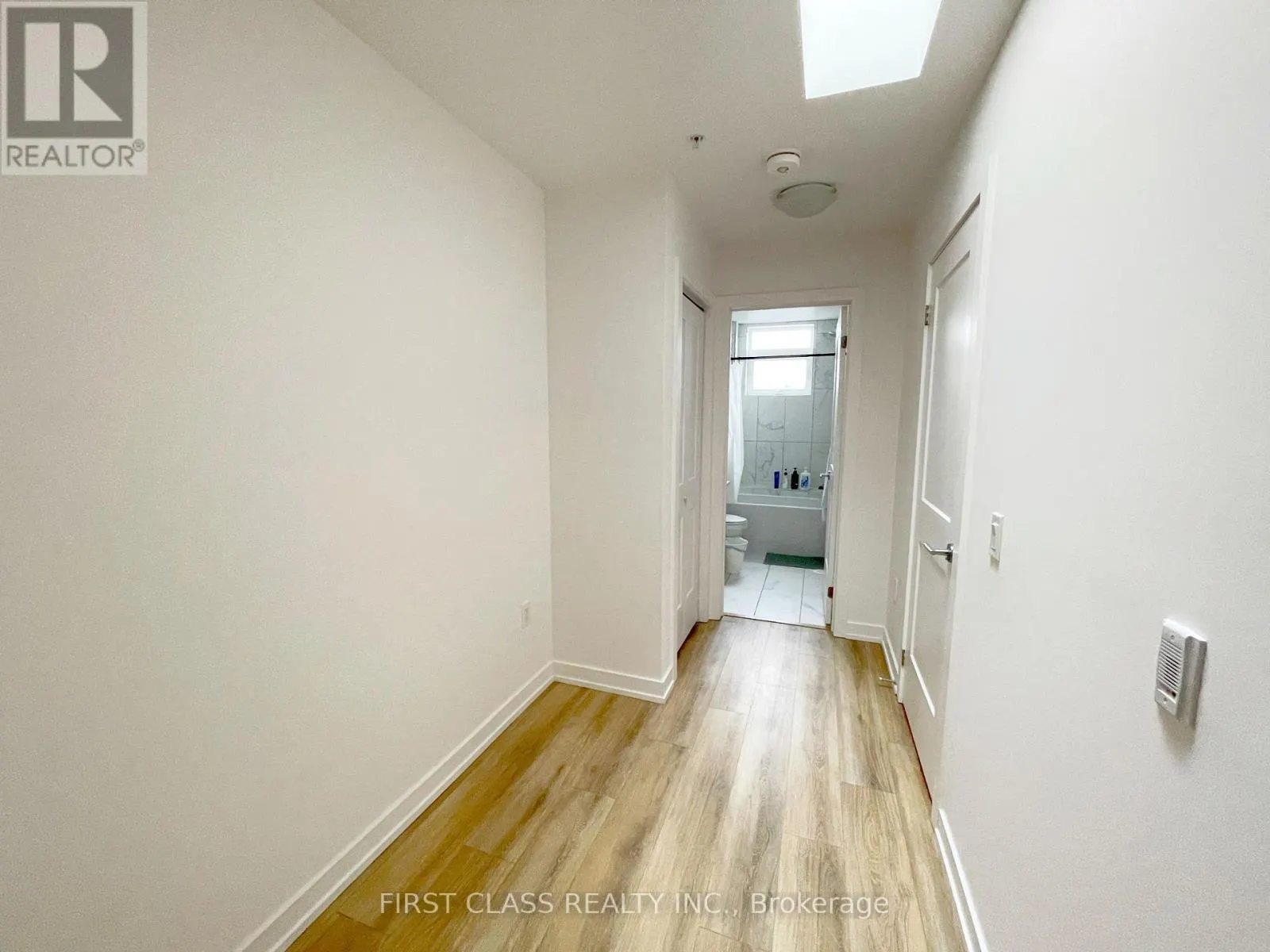 24 - 57 FINCH AVENUE W