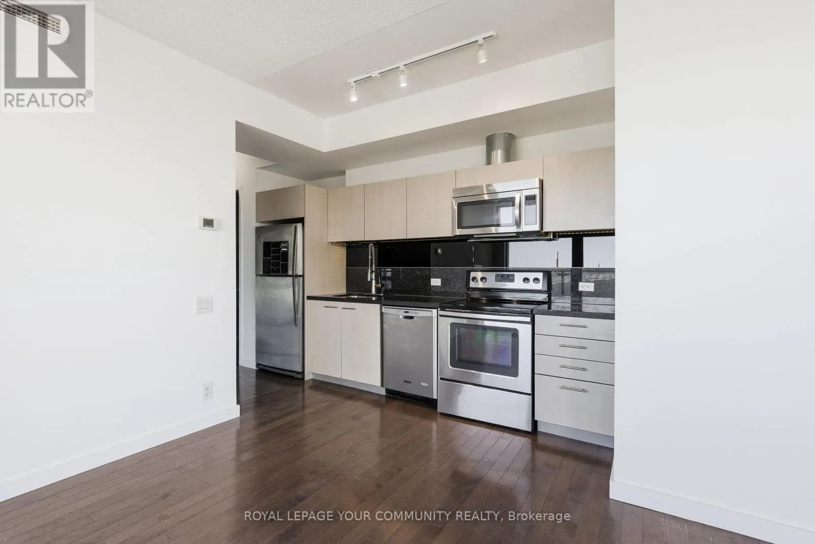 705 - 390 CHERRY STREET