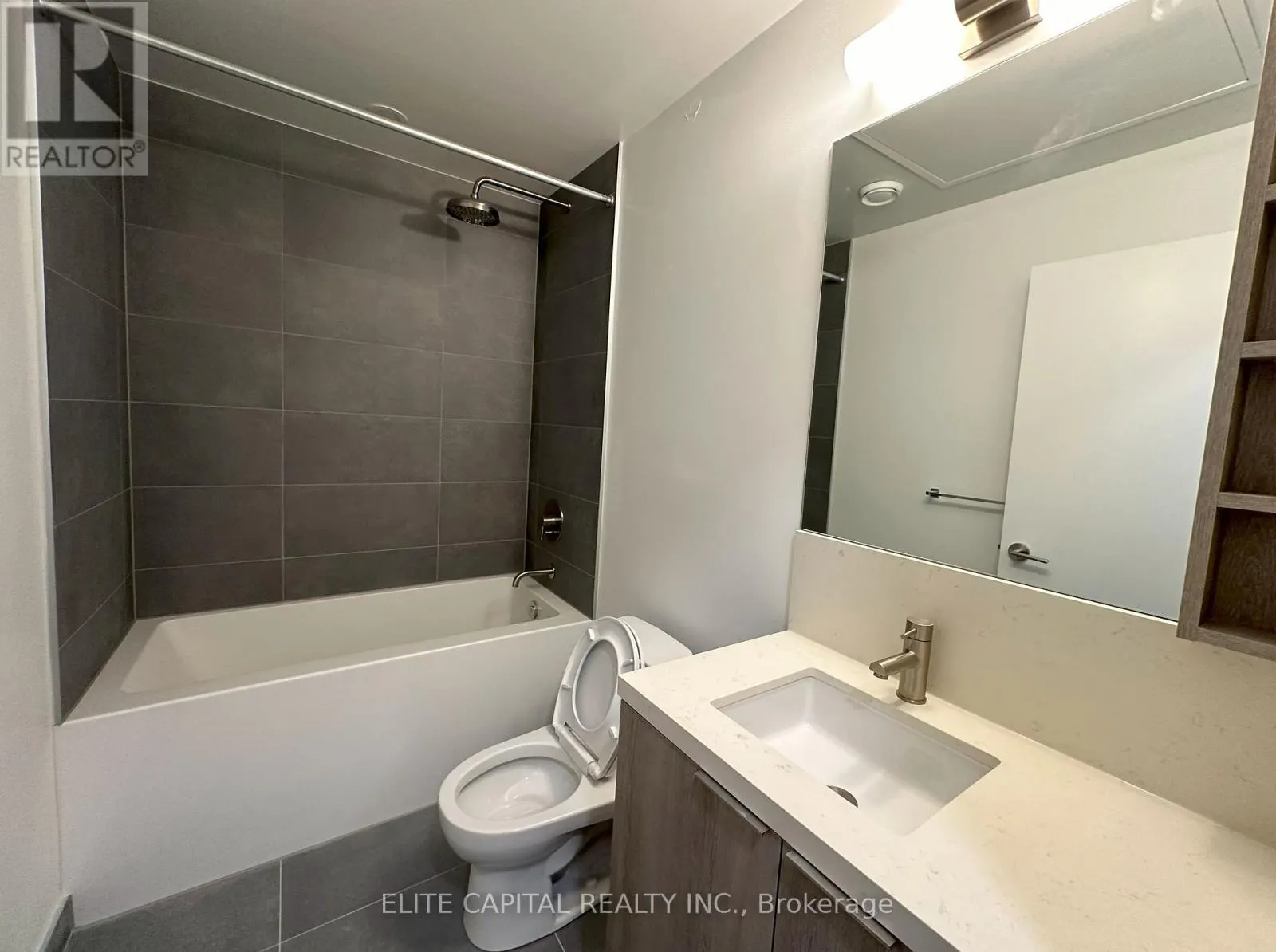 1212 - 2020 BATHURST STREET