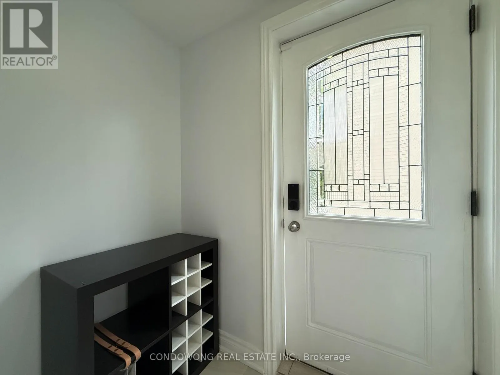 3 ALAMOSA DRIVE