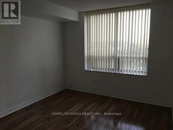 505 - 18 SOMMERSET WAY