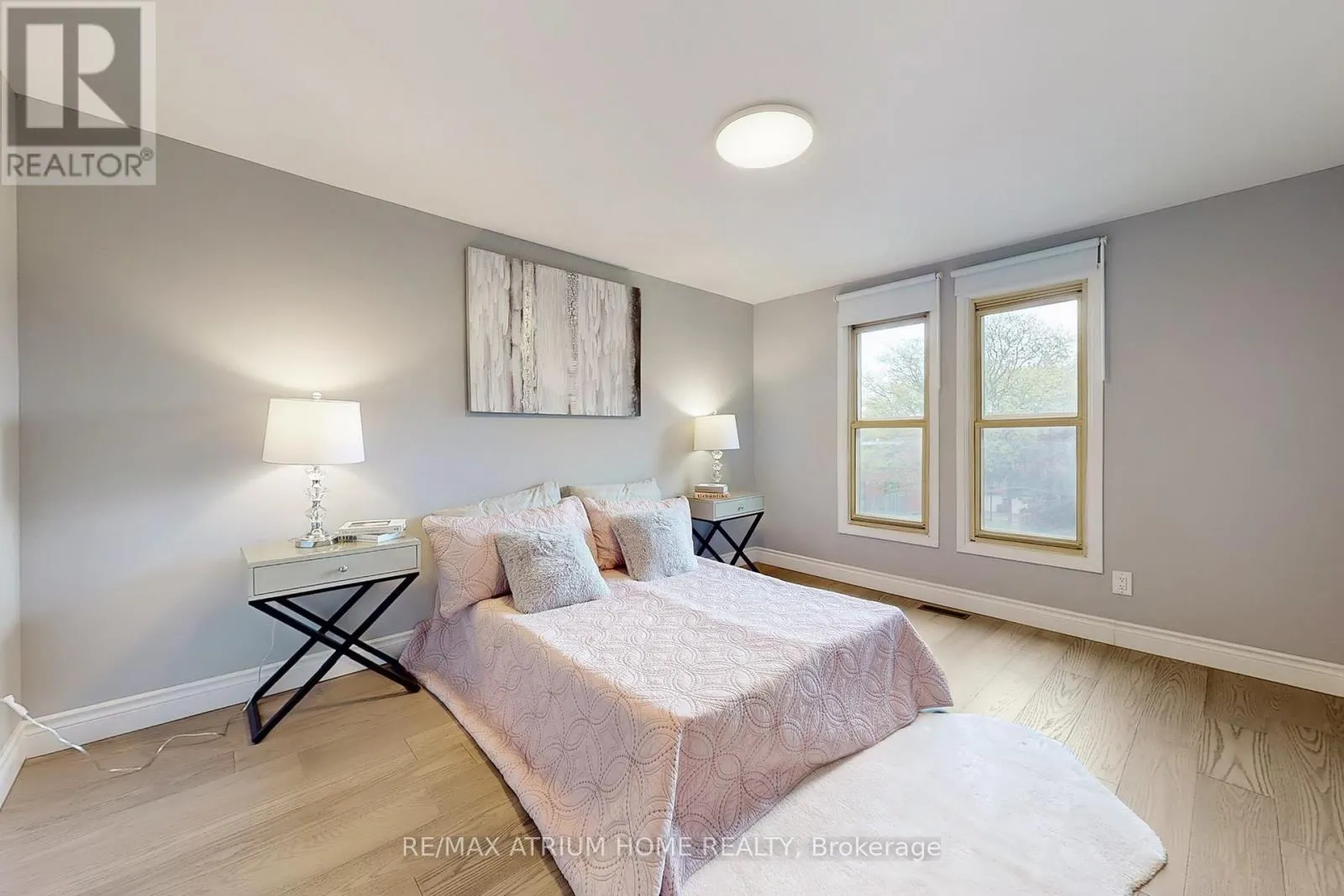 10 TOWNSEND ROAD
