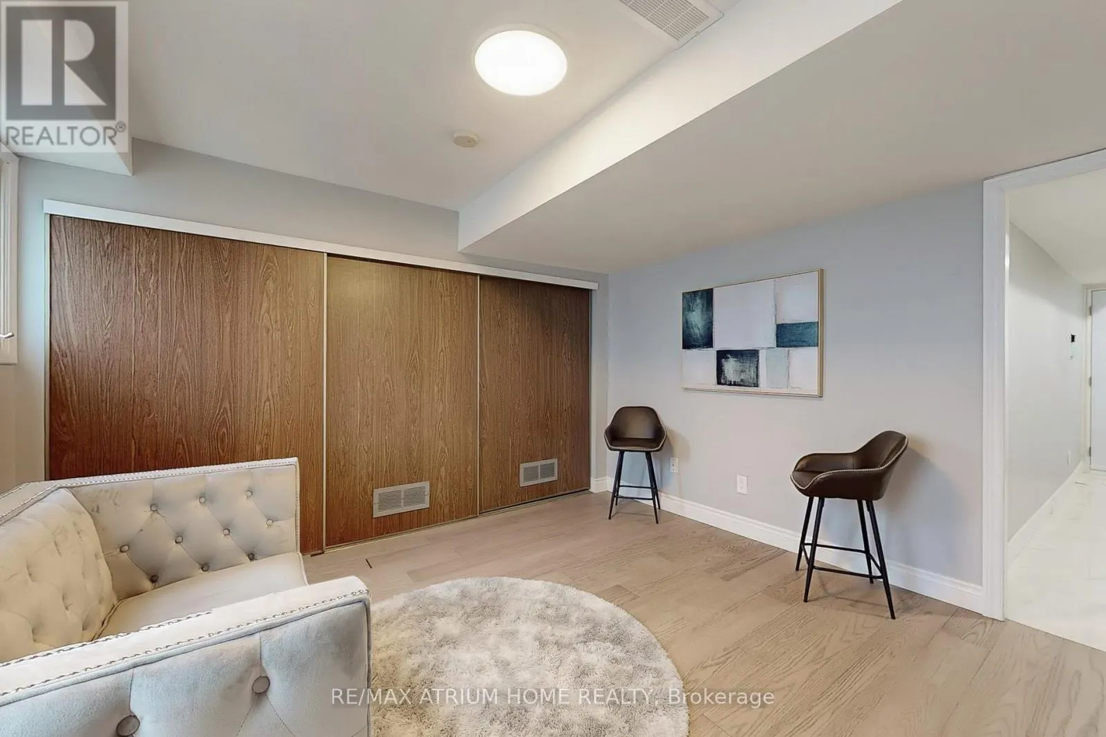 10 TOWNSEND ROAD