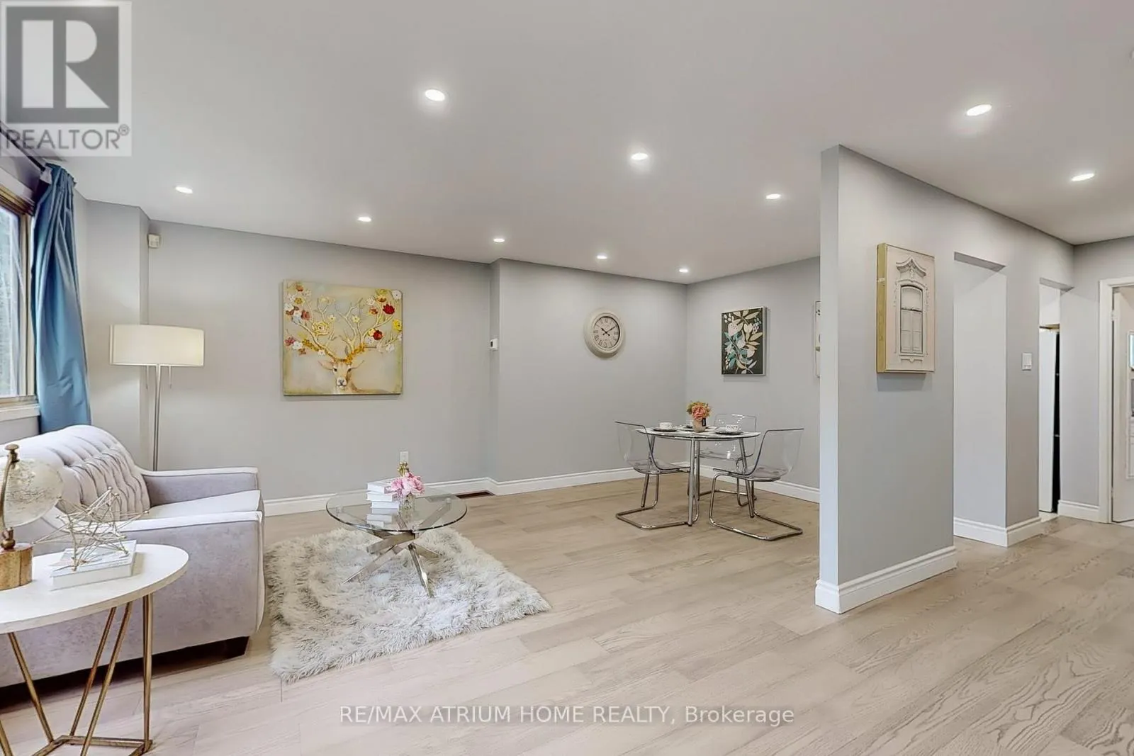 10 TOWNSEND ROAD