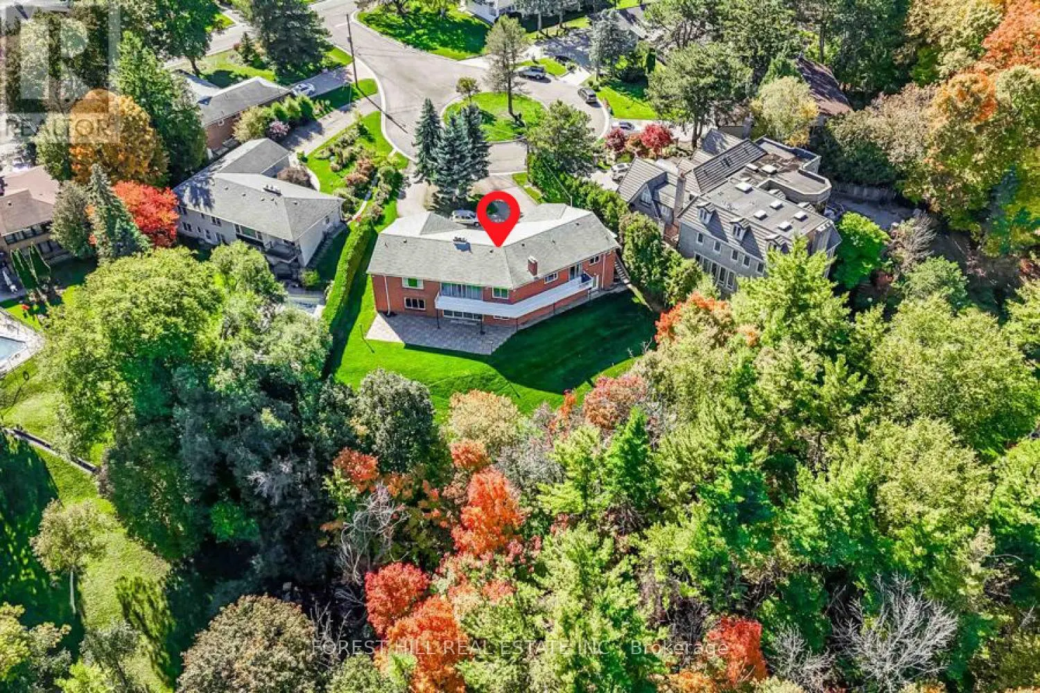 10 COURTWOOD PLACE