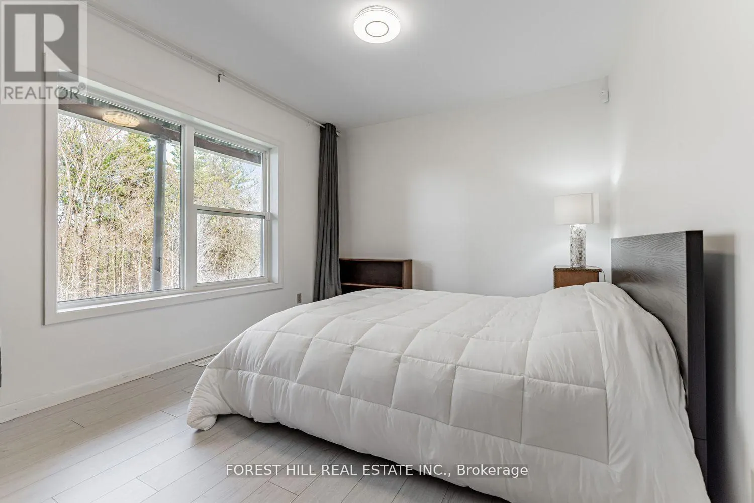 10 COURTWOOD PLACE