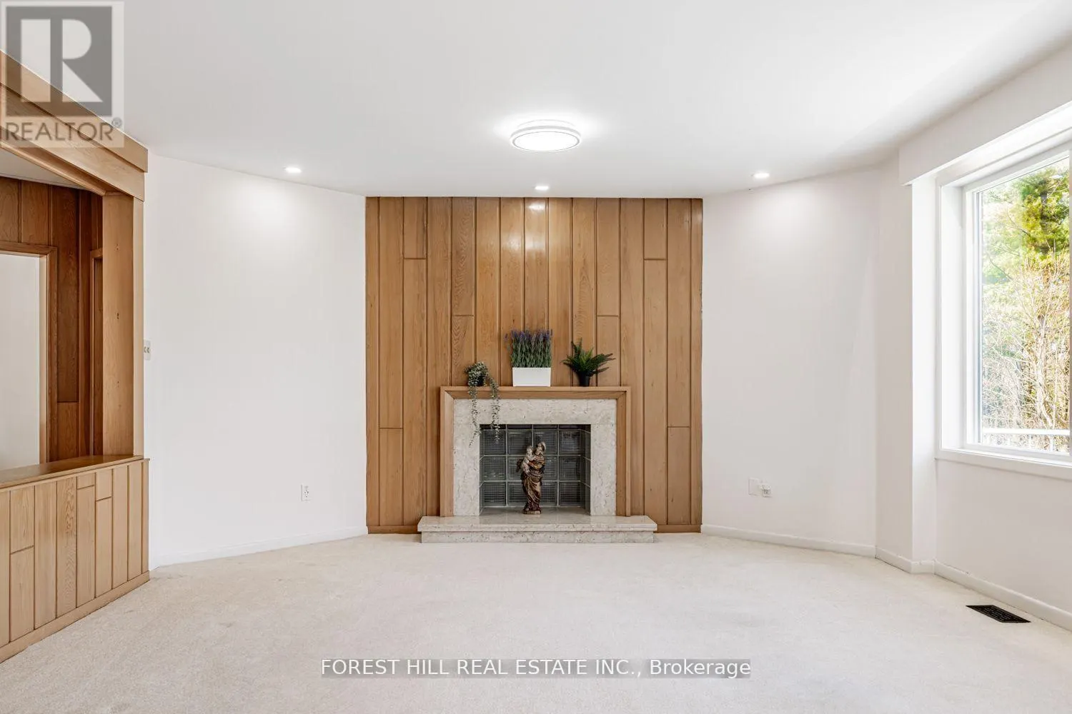 10 COURTWOOD PLACE