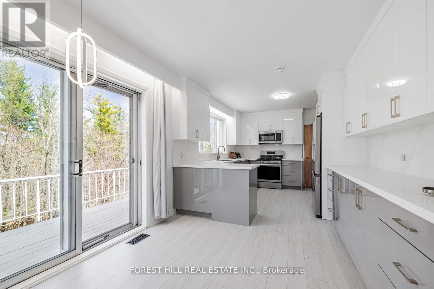 10 COURTWOOD PLACE