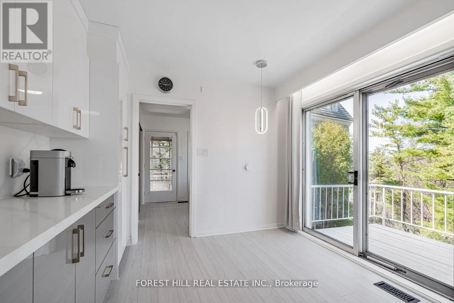 10 COURTWOOD PLACE