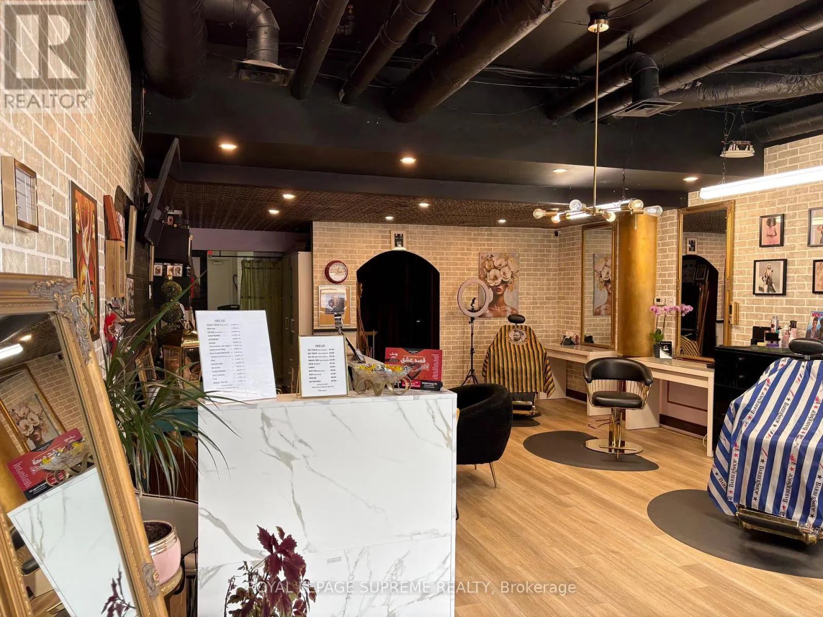 2721 YONGE STREET