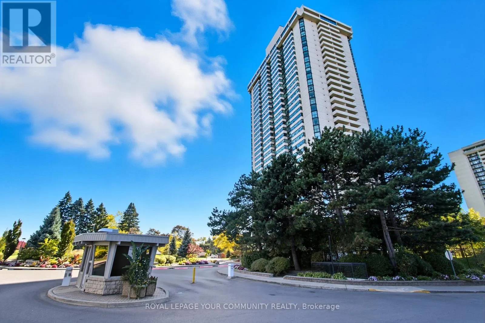 3002 - 3303 DON MILLS ROAD