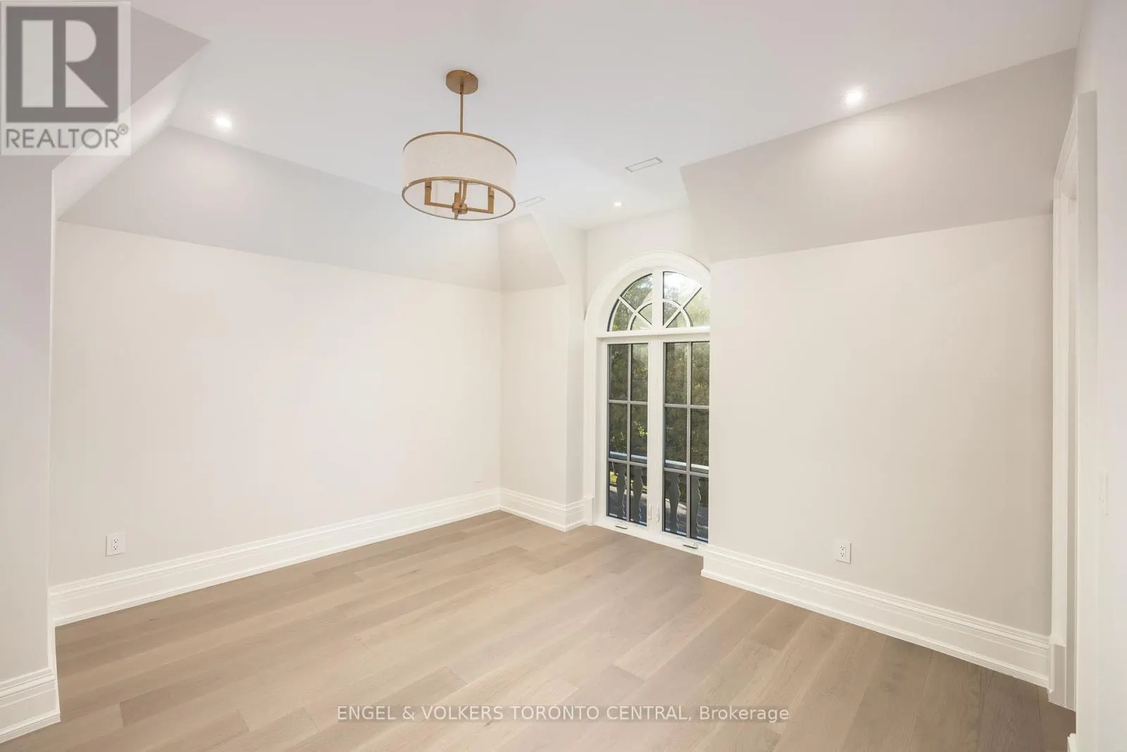47 DANVILLE DRIVE