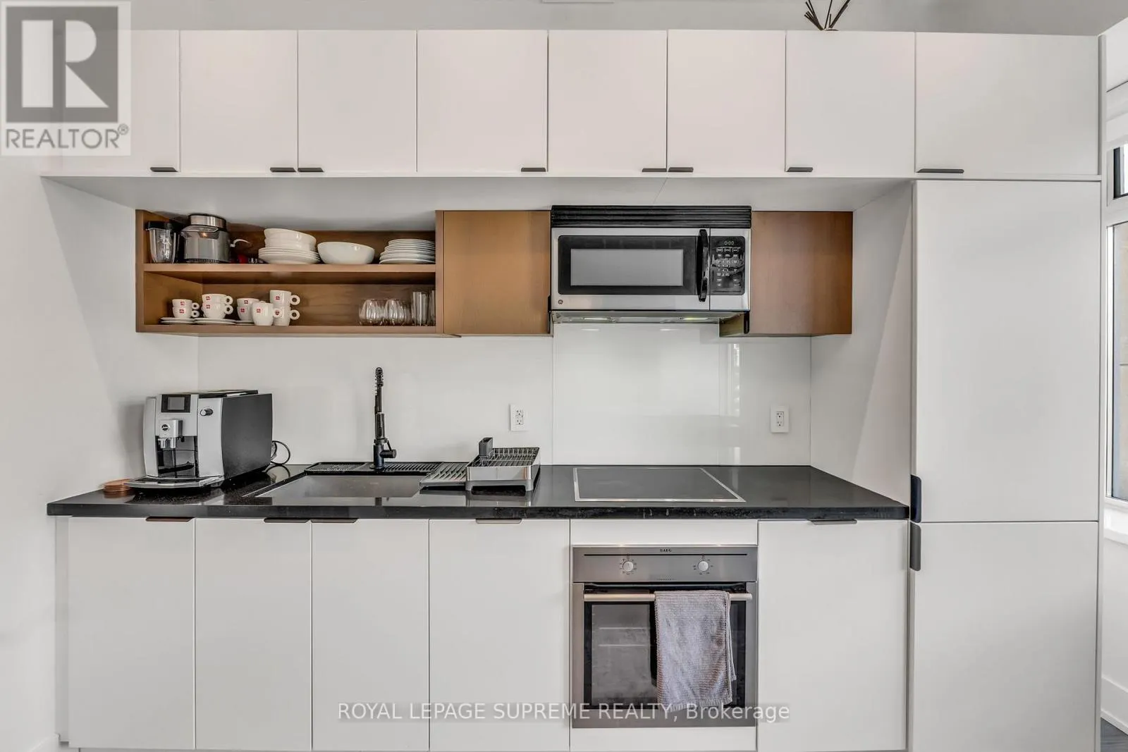604 - 111 ST CLAIR AVENUE W