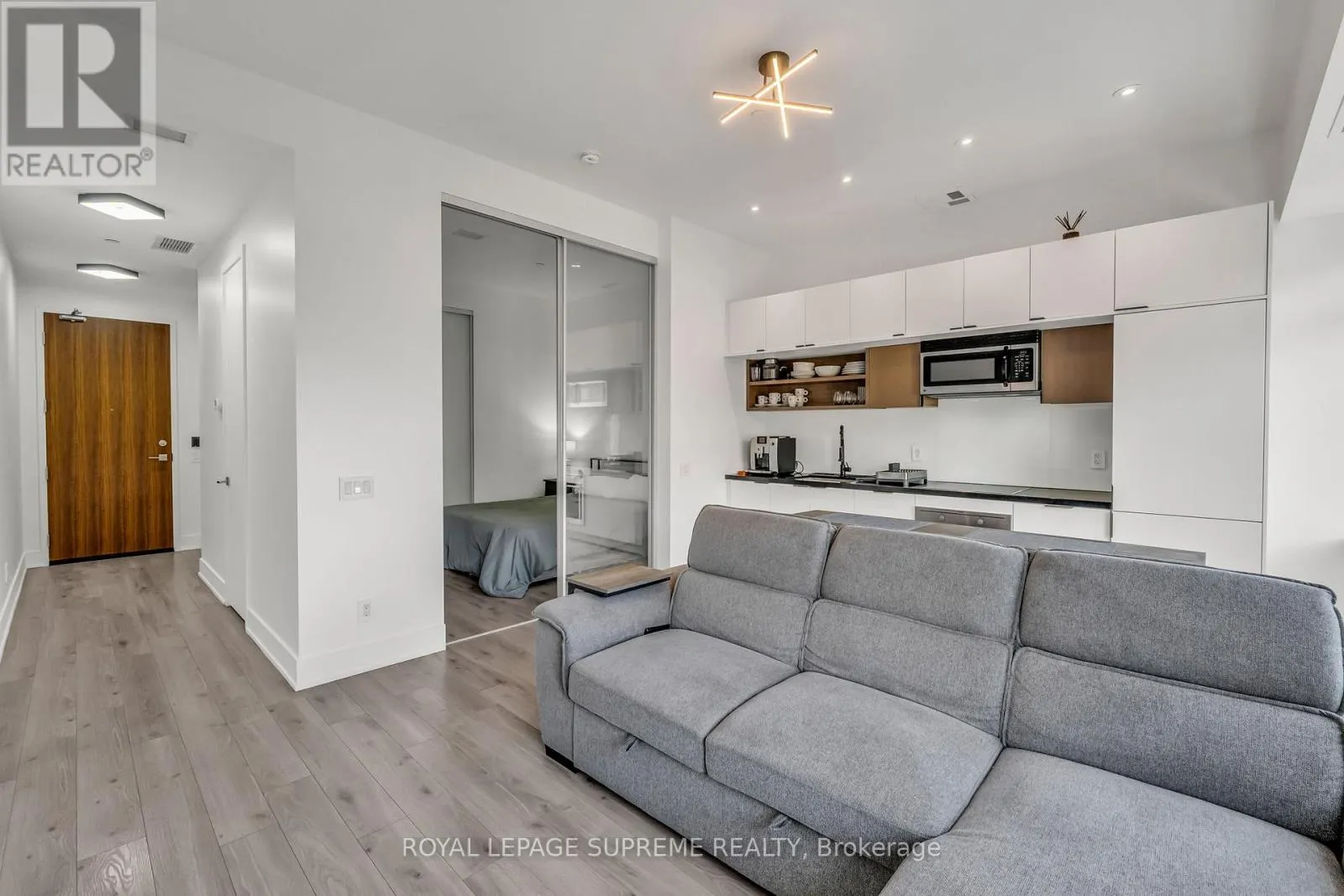604 - 111 ST CLAIR AVENUE W
