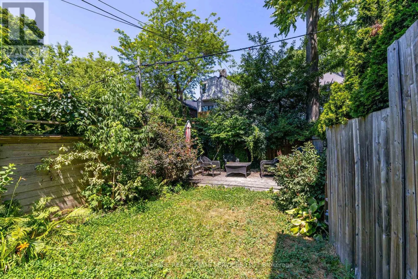 10 FOLLIS AVENUE