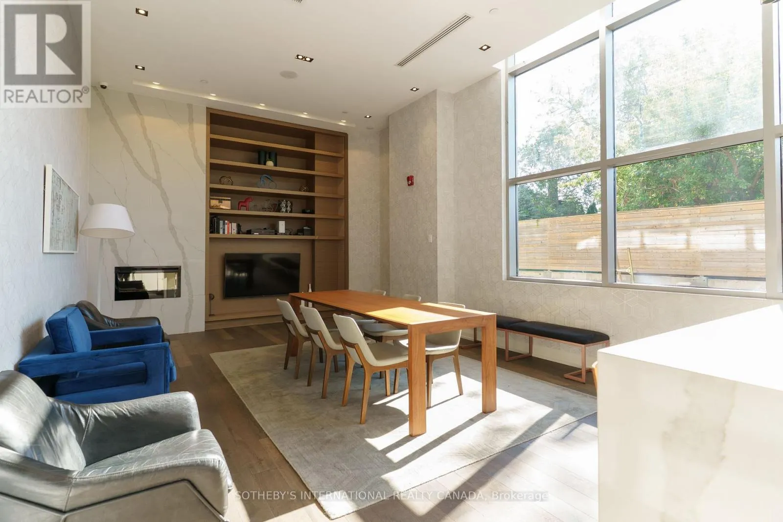 707 - 835 ST. CLAIR AVENUE W