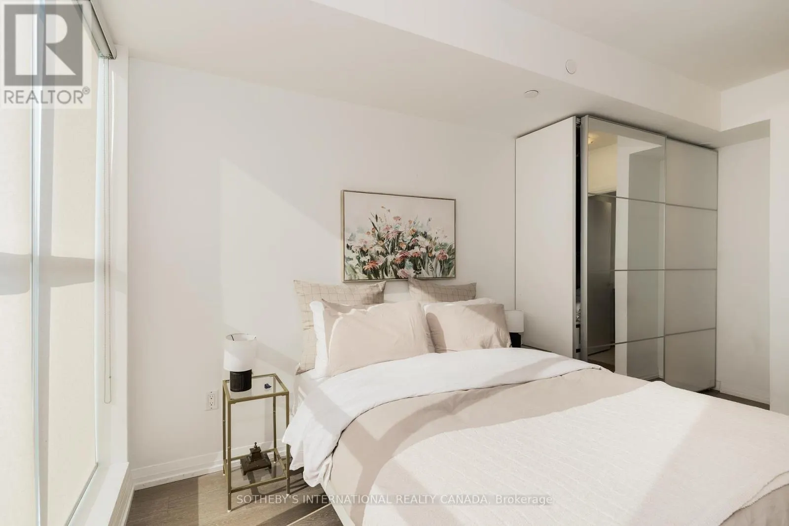 707 - 835 ST. CLAIR AVENUE W