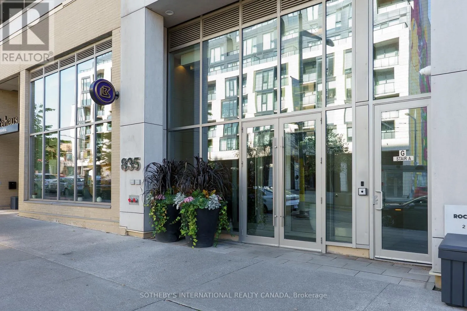 707 - 835 ST. CLAIR AVENUE W