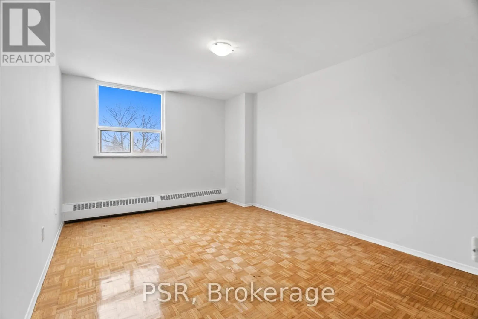 403 - 105 ROWENA DRIVE