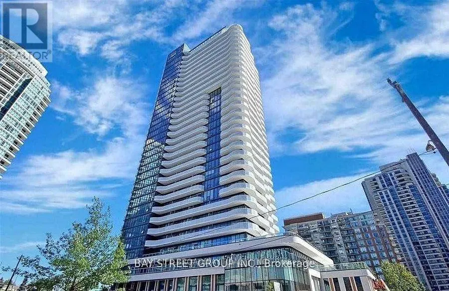 608 - 15 HOLMES AVENUE