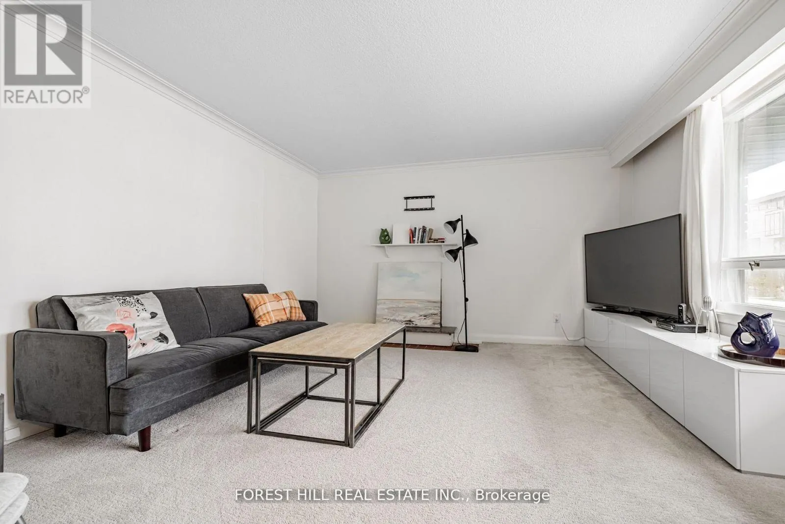 MAIN - 11 GREENBRIAR ROAD