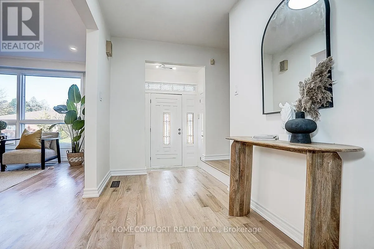 42 GREYHOUND DRIVE