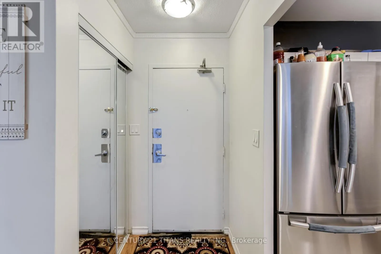 1510 - 5 SHADY GOLFWAY