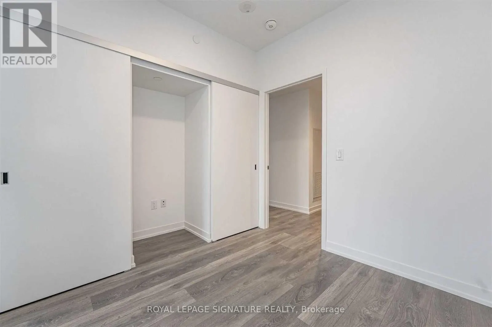 2303 - 15 LOWER JARVIS STREET
