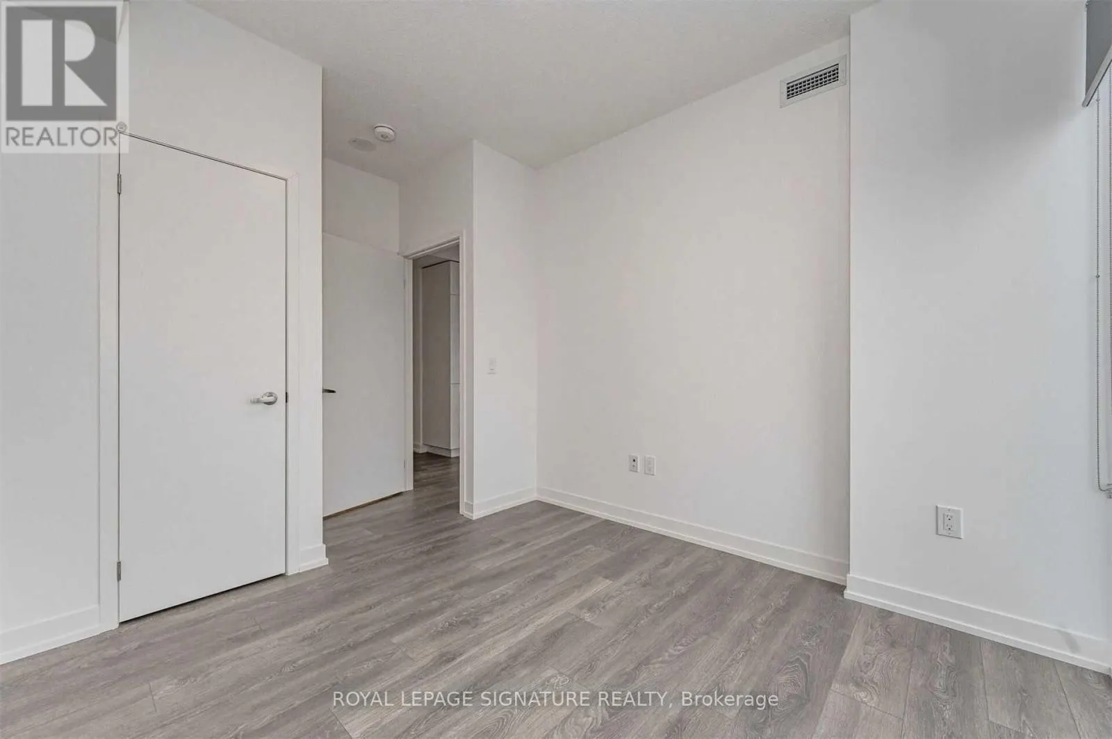 2303 - 15 LOWER JARVIS STREET