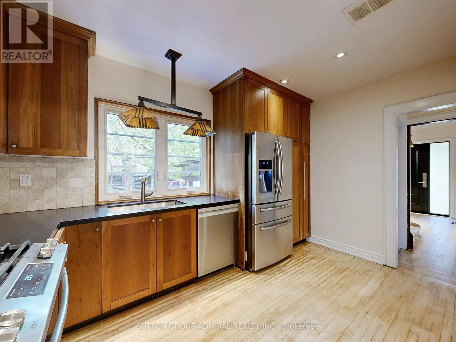 73 GLENDORA AVENUE