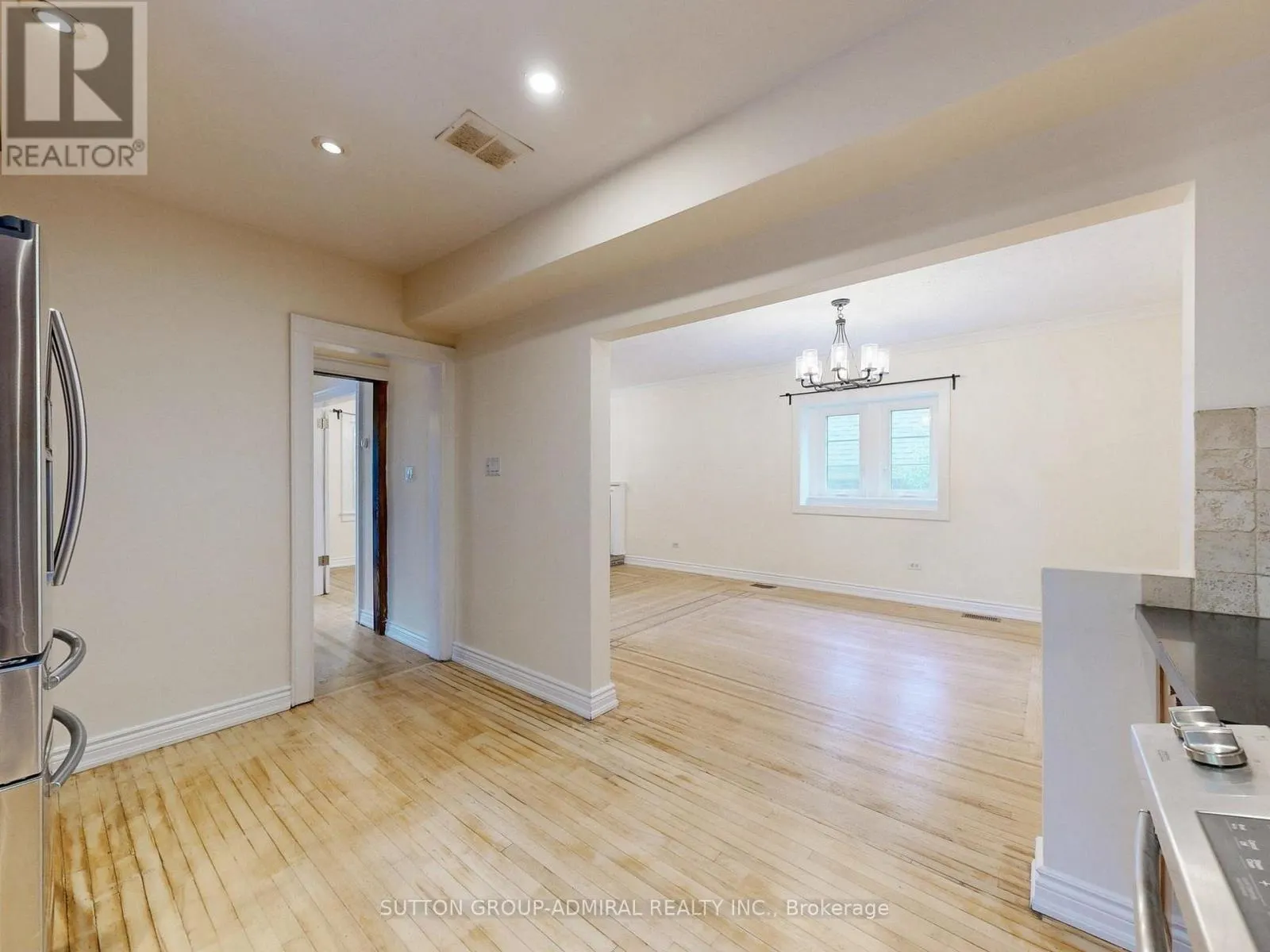 73 GLENDORA AVENUE
