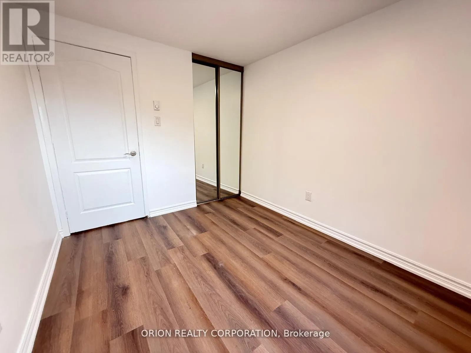 20 ANTIBES DRIVE