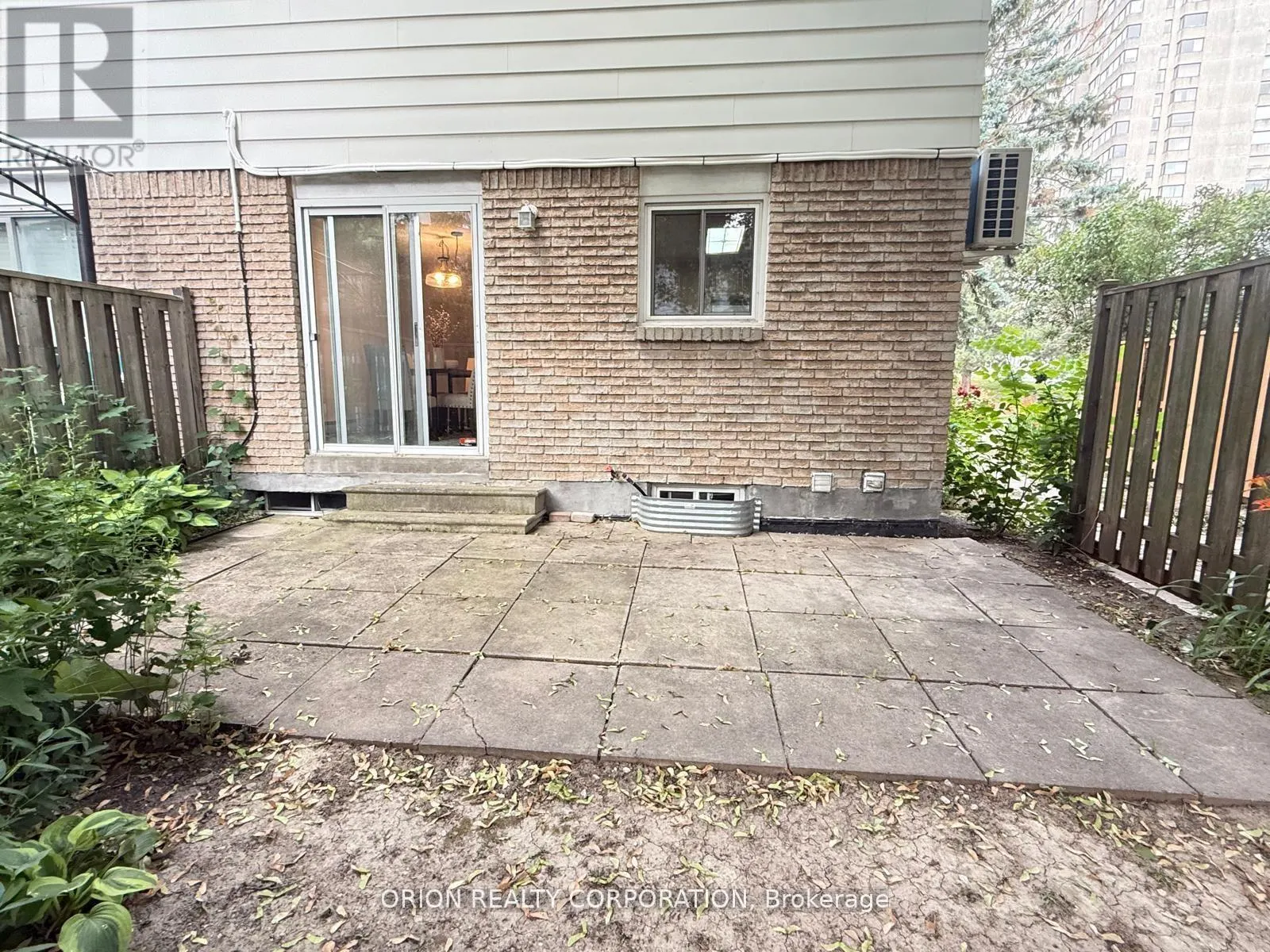 20 ANTIBES DRIVE
